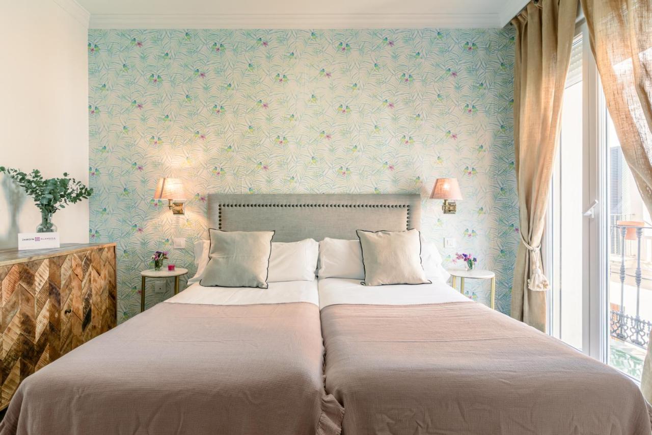 ฆาร์ดิง เด ลา อลาเมดา โอสตัล บูทิก Hotel เซบีญา ภายนอก รูปภาพ
